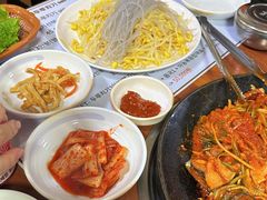 -城山辣炒黑猪肉