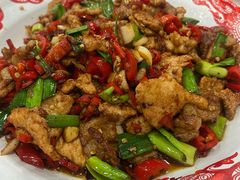 -江城燕子大排档(江汉路步行街店)