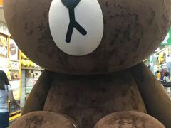 -LINE FRIENDS Garosu-gil Flagship Store