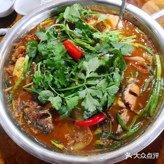 眼镜大理酸辣鱼庄(北门金虹路店)