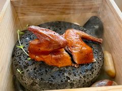 樱桃木大红袍烟熏玻璃乳鸽-解放碑威斯汀酒店-知味国际美食餐厅