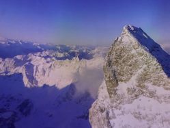 -翱翔飞越地平线