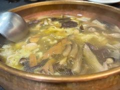 -阿山卓·野生菌火锅·纳西火塘烤肉