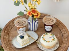 -AHAVA·Fang Baking Studio