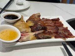-广东仔港式茶餐厅(银泰店)
