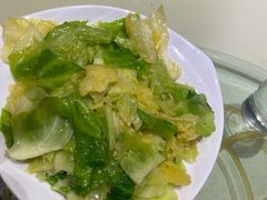 手撕包菜-旅宁大酒店