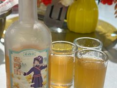 -刘姐啤酒鱼民族演艺餐厅(西街总店)