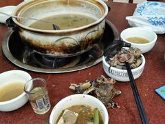 -东巴谷野生菌火锅餐厅