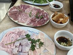 -华哥新鲜猪精品美食