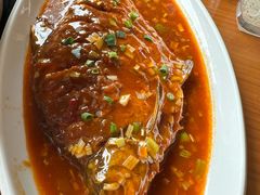 红烧武昌鱼-莲餐厅·湖北菜·潜江小龙虾店(愚园路店)