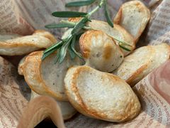 -灵意咖啡·西班牙美食(汕头金平万达广场店)