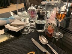 -圣丰索菲特·2 On 988 Café 自助餐厅