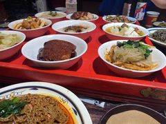 -蓝田九大碗民俗食府(蓝田店)