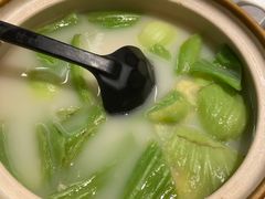 排骨煲淋大芥兰-啫神·广州地标美食(北京路店)