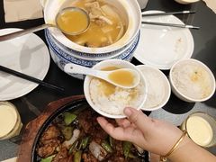 -国人川菜(李家村建东街店)