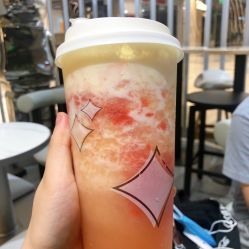 -桃桃屿·潮牌酷银(世纪荟店)