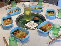 -蛙两只美蛙鱼头火锅(恒茂店)