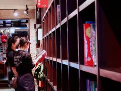 -钟书阁(松江泰晤士小镇店)