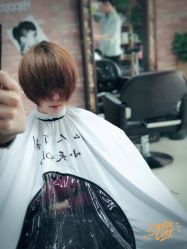 -佛伦斯私人订制烫染国际连锁西红门店