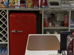 -目艮眼镜SHOWROOM(品牌集合店)