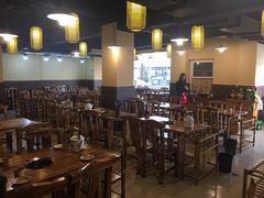 大堂-东镇老火锅(长春路首店)