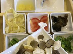 -芸南道·过桥米线(昆明老街旗舰店)