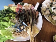 -樾餐厅泰式海鲜火锅(民歌湖店)