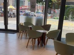 -奈雪的茶(优特汇店)