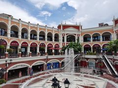 -佛罗伦萨小镇广佛名品奥特莱斯(疏港路店)