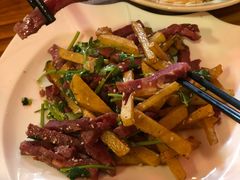 土豆条煸牛肉-德居源