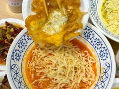 -李与白包子铺(桐梓林店)