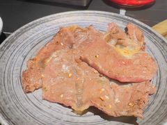 -山川小町·极番烧肉(新地假日广场店)