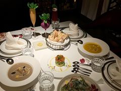-Mogul Eatery·大亨餐酒馆
