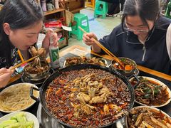 -鸿顺老铁锅美蛙鱼府(解放碑店)