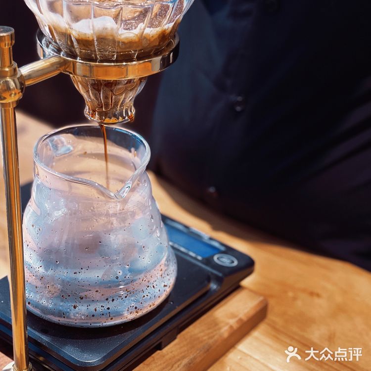 一杯不简单的爱尔兰咖啡｜Nē 咖啡