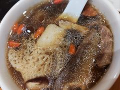 -黔蘑菇四季餐厅(观山湖店)