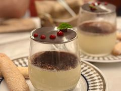 招牌提拉米苏-IL TEATRO 精品意大利餐厅