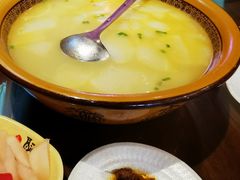 -富正毅三下锅·湘西韵味(天门山索道店)