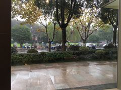 -星巴克臻选(湖滨道店)