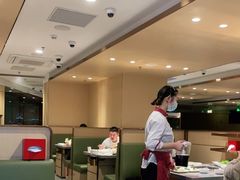 -海底捞火锅(金地广场生日主题店)