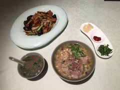 羊肉泡馍-汉唐宴长安食府