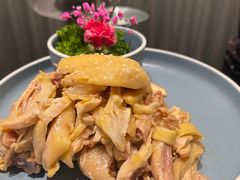 盐焗手撕鸡-尚一汤·粤菜海鲜(环球港店)