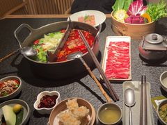 -三出山火锅(南京万象天地店)