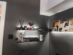 -SNOW TATTOO STUDIO