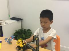 -斯坦星球AI编程·机器人科创·科学实验·信奥·思维·STEM·积木拼搭·竞赛考级(浦东联洋广场大拇指龙阳御桥中心)