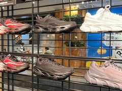 -UNDER ARMOUR(淮海755店)