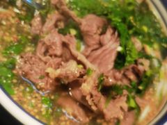 -云阿蛮云南生烫牛肉米线(奉贤路店)