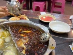 -储奇门鳝鱼火锅(总店)