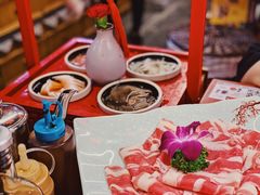 -谭鸭血老火锅(龙湖宝山天街店)