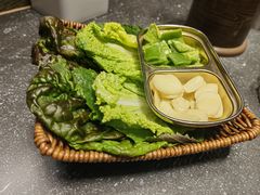 -草家酱蟹炭火烤肉店(珲春南路二店)